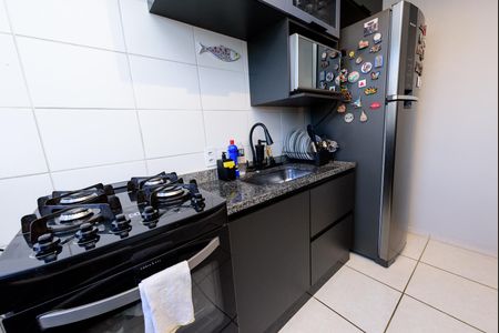Apartamento para alugar com 46m², 2 quartos e 1 vaga Apartamento para alugar com 46m², 2 quartos e 1 vagaCozinha e Área de Serviço
