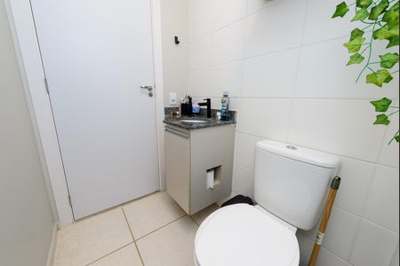 Apartamento para alugar com 46m², 2 quartos e 1 vaga Apartamento para alugar com 46m², 2 quartos e 1 vagaBanheiro