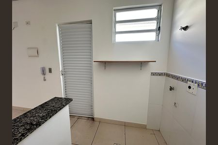 Kitnet de casa para alugar com 1 quarto, 25m² em Parque Sao Vicente, São Vicente