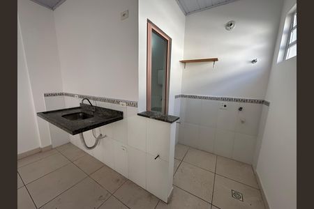 Casa para alugar com 25m², 1 quarto e sem vaga Casa para alugar com 25m², 1 quarto e sem vagaKitnet