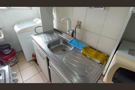 Cozinha  de apartamento para alugar com 2 quartos, 36m² em Cristal, Porto Alegre