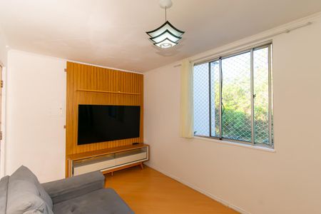 Sala de apartamento para alugar com 2 quartos, 56m² em Cidade Satelite Santa Barbara, São Paulo