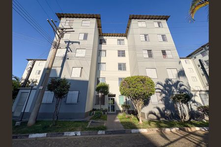 Fachada do bloco de apartamento para alugar com 2 quartos, 56m² em Cidade Satelite Santa Barbara, São Paulo