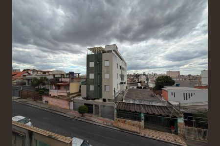 Vista de apartamento para alugar com 3 quartos, 89m² em Sagrada Família, Belo Horizonte