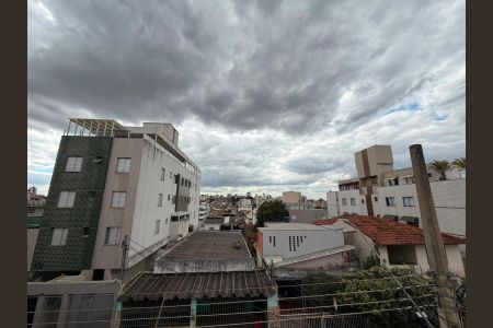 Vista de apartamento para alugar com 3 quartos, 89m² em Sagrada Família, Belo Horizonte