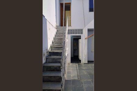 Foto 04 de casa para alugar com 3 quartos, 177m² em Jardim Peri Peri, São Paulo