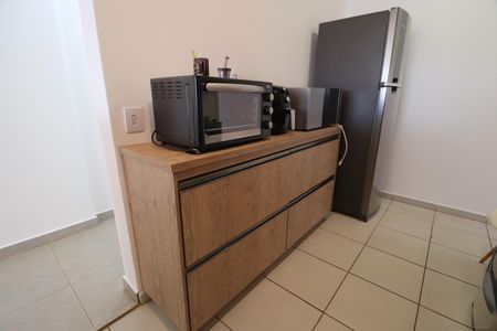 Cozinha de apartamento para alugar com 3 quartos, 110m² em Jardim Karaíba, Uberlândia
