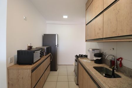 Cozinha de apartamento para alugar com 3 quartos, 110m² em Jardim Karaíba, Uberlândia