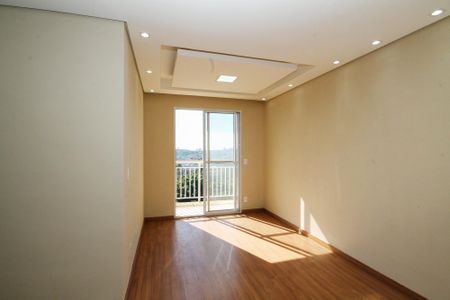 Sala de apartamento para alugar com 2 quartos, 48m² em Roselândia, Cotia