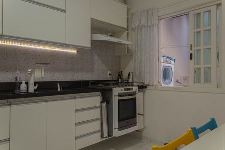 Cozinha de casa de condomínio à venda com 2 quartos, 78m² em Nova Petrópolis, São Bernardo do Campo