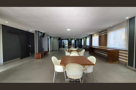Apartamento para alugar com 70m², 3 quartos e 1 vaga Apartamento para alugar com 70m², 3 quartos e 1 vagaSalão de festas