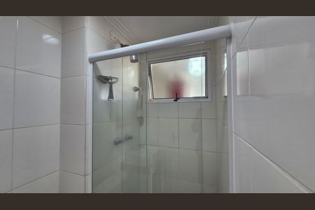 Apartamento para alugar com 70m², 3 quartos e 1 vaga Apartamento para alugar com 70m², 3 quartos e 1 vagaBanheiro da suíte