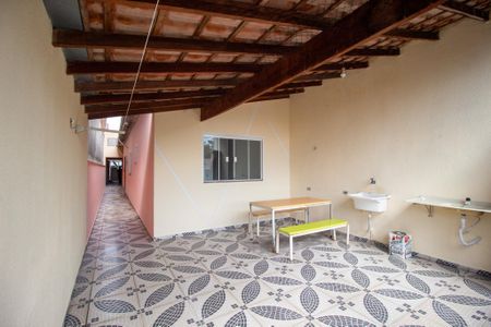 Casa para alugar com 150m², 2 quartos e 2 vagas Casa para alugar com 150m², 2 quartos e 2 vagasÁrea de Serviço