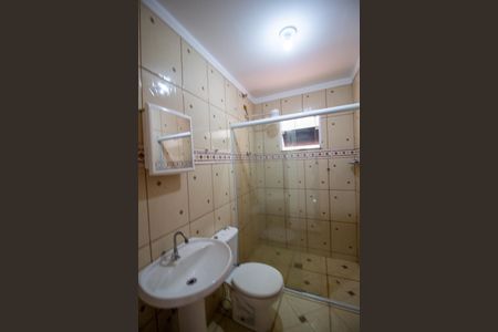 Casa para alugar com 150m², 2 quartos e 2 vagas Casa para alugar com 150m², 2 quartos e 2 vagasBanheiro