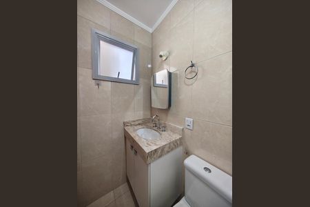 Casa de condomínio à venda com 100m², 2 quartos e 1 vaga Casa de condomínio à venda com 100m², 2 quartos e 1 vagaBanheiro da Suíte 1