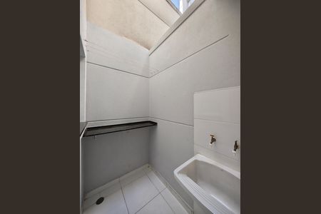 Casa de condomínio à venda com 100m², 2 quartos e 1 vaga Casa de condomínio à venda com 100m², 2 quartos e 1 vagaÁrea de Serviço