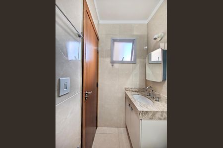 Casa de condomínio à venda com 100m², 2 quartos e 1 vaga Casa de condomínio à venda com 100m², 2 quartos e 1 vagaBanheiro da Suíte 1