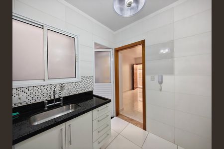 Casa de condomínio à venda com 100m², 2 quartos e 1 vaga Casa de condomínio à venda com 100m², 2 quartos e 1 vagaCozinha