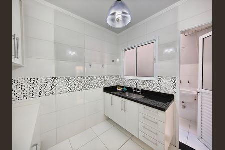 Casa de condomínio à venda com 100m², 2 quartos e 1 vaga Casa de condomínio à venda com 100m², 2 quartos e 1 vagaCozinha