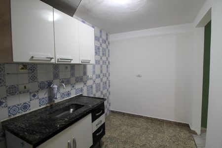 Cozinha de casa para alugar com 1 quarto, 40m² em Jardim Bonfiglioli, São Paulo