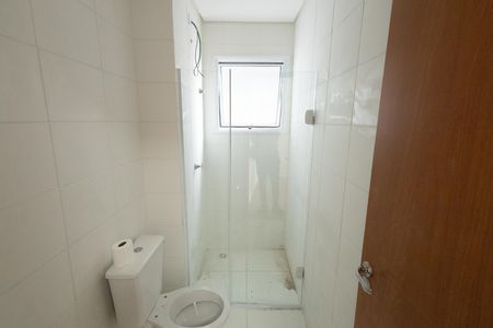 Banheiro de apartamento para alugar com 2 quartos, 57m² em Jardim Santa Maria, Jacareí