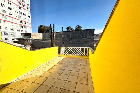 Varanda de casa à venda com 2 quartos, 130m² em Vila Nhocuné, São Paulo