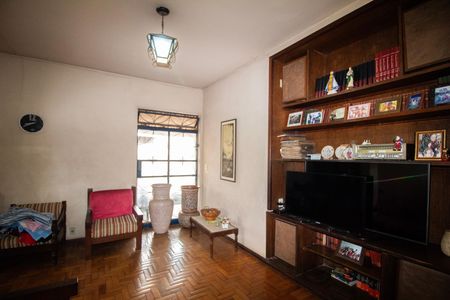 Sala de casa à venda com 4 quartos, 195m² em Padre Eustáquio, Belo Horizonte