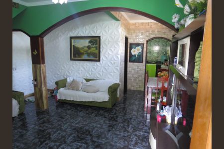 Sala de casa para alugar com 4 quartos, 220m² em Boaçu, São Gonçalo