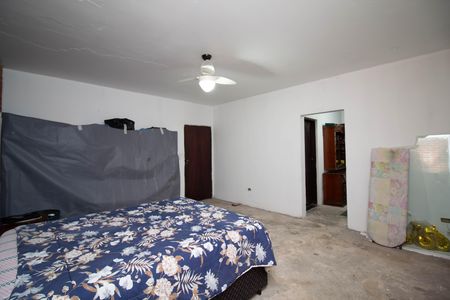 Casa para alugar com 355m², 5 quartos e 4 vagas Casa para alugar com 355m², 5 quartos e 4 vagasQuarto 1 - Suíte