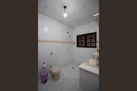 Casa para alugar com 355m², 5 quartos e 4 vagas Casa para alugar com 355m², 5 quartos e 4 vagasBanheiro da Suíte 3