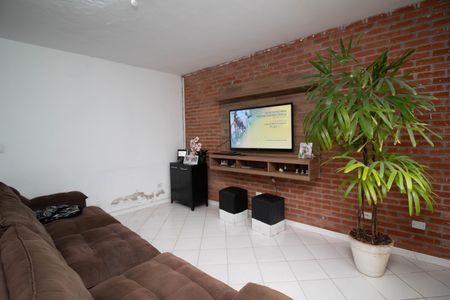 Casa para alugar com 355m², 5 quartos e 4 vagas Casa para alugar com 355m², 5 quartos e 4 vagasSala