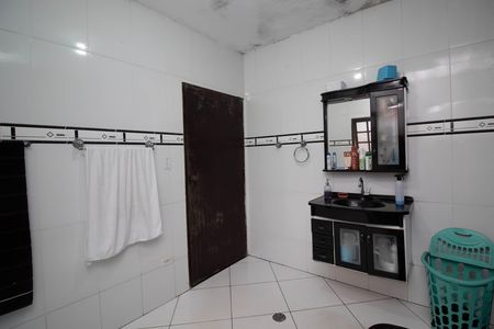 Casa para alugar com 355m², 5 quartos e 4 vagas Casa para alugar com 355m², 5 quartos e 4 vagasBanheiro da Suíte 1