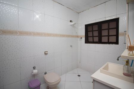 Casa para alugar com 355m², 5 quartos e 4 vagas Casa para alugar com 355m², 5 quartos e 4 vagasBanheiro da Suíte 3