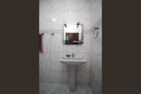 Casa para alugar com 355m², 5 quartos e 4 vagas Casa para alugar com 355m², 5 quartos e 4 vagasBanheiro da Suíte 2