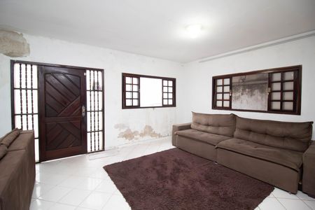 Casa para alugar com 355m², 5 quartos e 4 vagas Casa para alugar com 355m², 5 quartos e 4 vagasSala