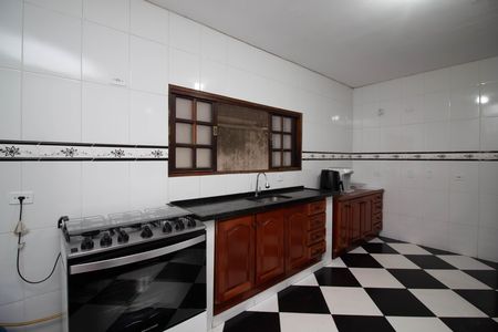 Casa para alugar com 355m², 5 quartos e 4 vagas Casa para alugar com 355m², 5 quartos e 4 vagasCozinha