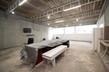 Casa para alugar com 355m², 5 quartos e 4 vagas Casa para alugar com 355m², 5 quartos e 4 vagasÁrea gourmet