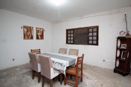 Casa para alugar com 355m², 5 quartos e 4 vagas Casa para alugar com 355m², 5 quartos e 4 vagasSala de Jantar