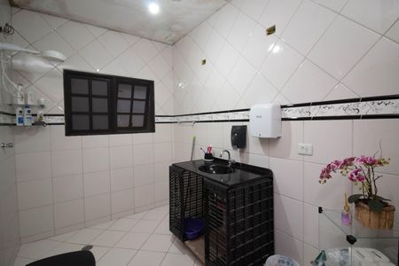 Casa para alugar com 355m², 5 quartos e 4 vagas Casa para alugar com 355m², 5 quartos e 4 vagasBanheiro 1