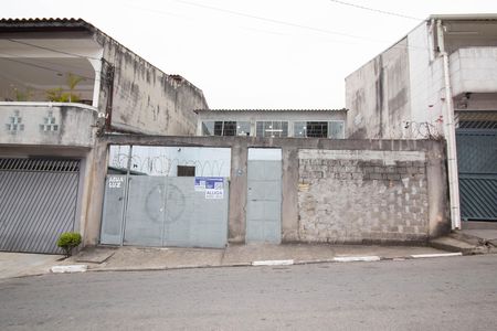 Casa para alugar com 355m², 5 quartos e 4 vagas Casa para alugar com 355m², 5 quartos e 4 vagasFachada
