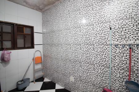 Casa para alugar com 355m², 5 quartos e 4 vagas Casa para alugar com 355m², 5 quartos e 4 vagasQuarto da Dispensa