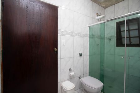 Casa para alugar com 355m², 5 quartos e 4 vagas Casa para alugar com 355m², 5 quartos e 4 vagasBanheiro da Suíte 2