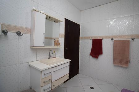 Casa para alugar com 355m², 5 quartos e 4 vagas Casa para alugar com 355m², 5 quartos e 4 vagasBanheiro da Suíte 3