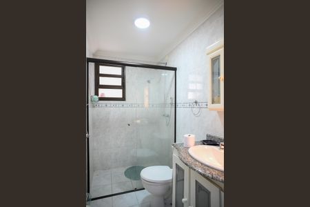 Banheiro Social de apartamento à venda com 3 quartos, 91m² em Vila Vermelha, São Paulo