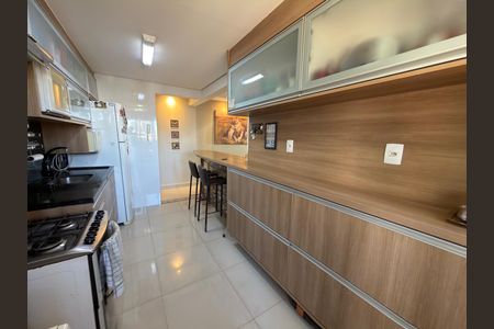 Apartamento à venda com 75m², 3 quartos e 1 vaga