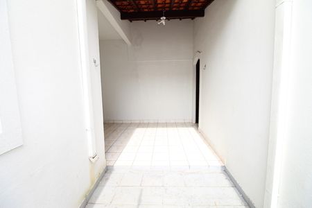 Casa para alugar com 228m², 3 quartos e 2 vagasQuintal