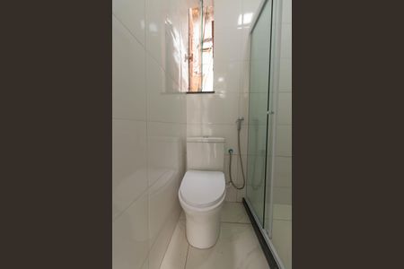 Casa para alugar com 65m², 2 quartos e sem vaga Casa para alugar com 65m², 2 quartos e sem vagaBanheiro