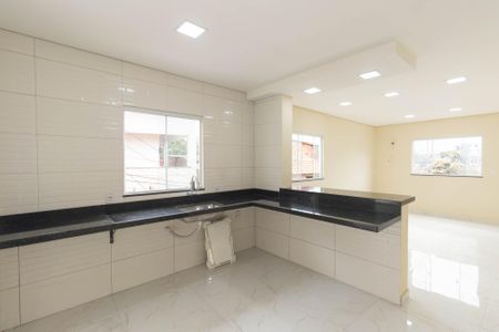 Casa para alugar com 65m², 2 quartos e sem vaga Casa para alugar com 65m², 2 quartos e sem vagaCozinha