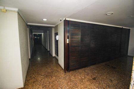 Área comum - Hall de entrada de apartamento à venda com 2 quartos, 84m² em Farroupilha, Porto Alegre