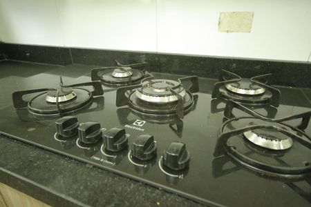 Cozinha  de apartamento à venda com 2 quartos, 48m² em Nova Petrópolis, São Bernardo do Campo